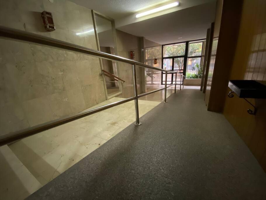Piso En El Centro De Granada. Parking Opcional Appartement Buitenkant foto